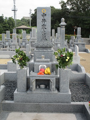 8gatunohakamairi.jpg